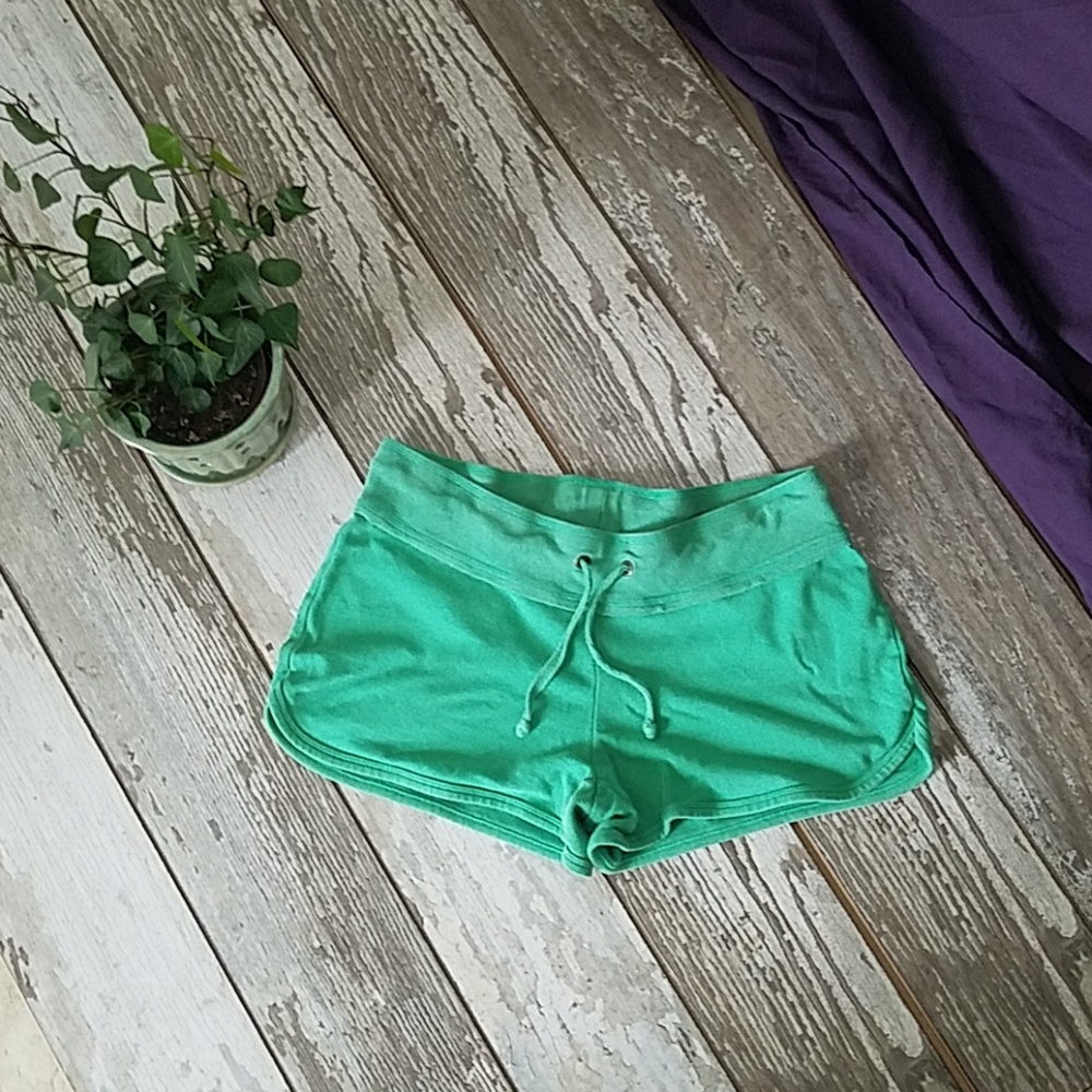 🔥BOGO🔥Green shorts